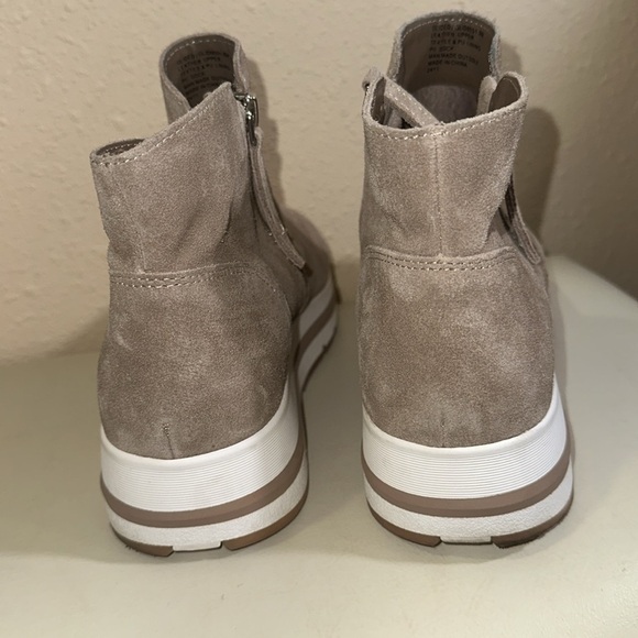 Steve Madden hightops size 8 - Picture 4 of 10